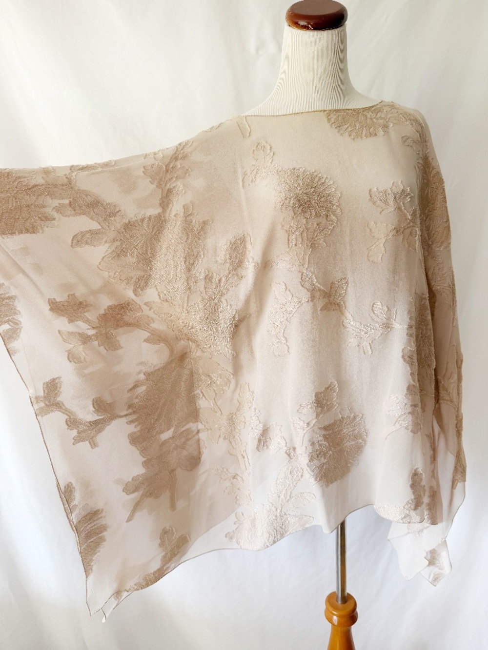 Silk Blend Kimono Style Loose Blouse OS